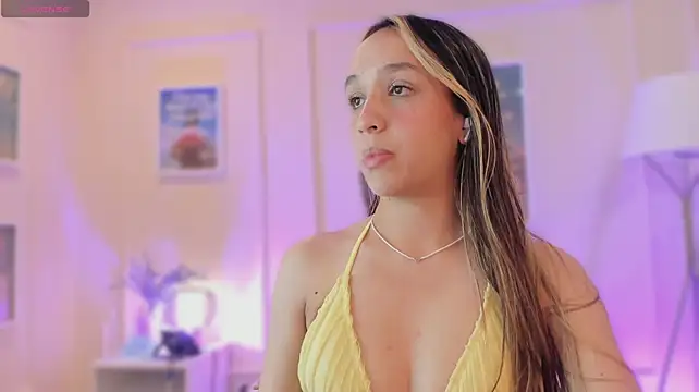Sellenncollins stripchat live cam model