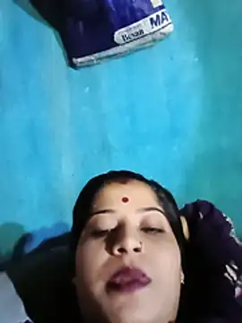 Mohni_bhabiji stripchat live cam model