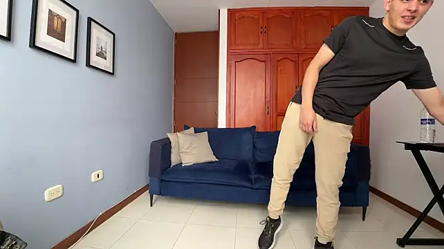 Enzho_liam stripchat live cam model