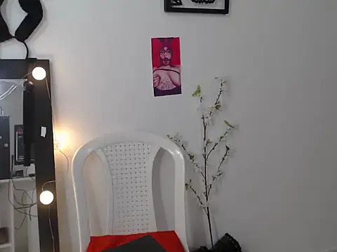 novafoxxx stripchat live cam model