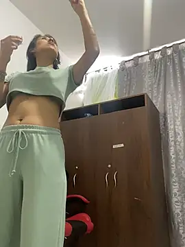 ELY_FE_ stripchat live cam model