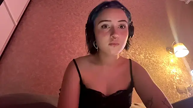 SharikaBabecki stripchat live cam model