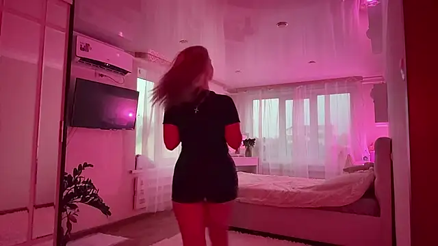 Kaderii1 stripchat live cam model
