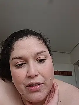 DEUSA_VAL_BBW stripchat live cam model