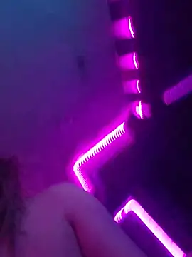 tuffari04 stripchat live cam model