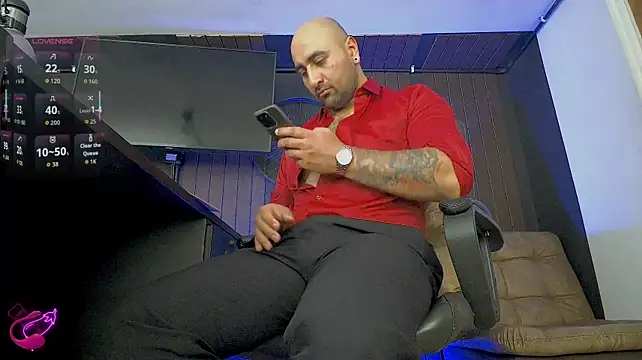 Leon_1234 stripchat live cam model