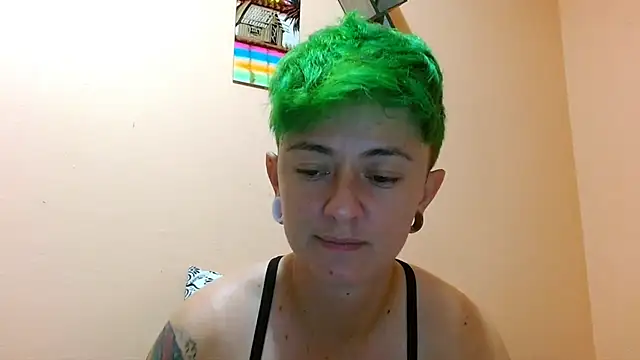 tomboyblue stripchat live cam model