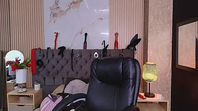 Juliet_Nasty stripchat live cam model