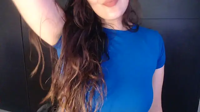 AdharaLujan stripchat live cam model