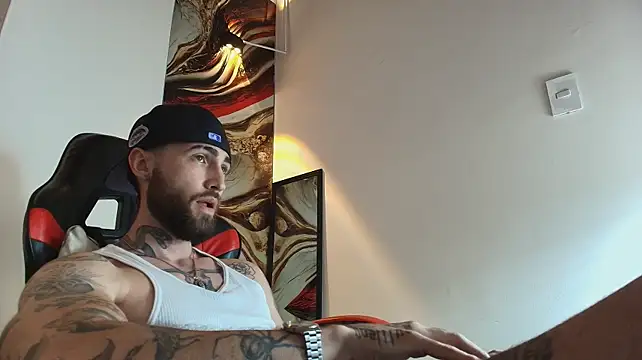 Luke_davis01 stripchat live cam model