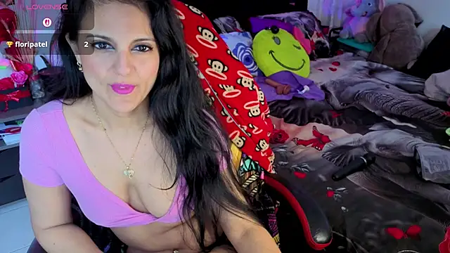 BasmaHernandez stripchat live cam model