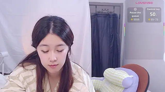 XueLi1902 stripchat live cam model