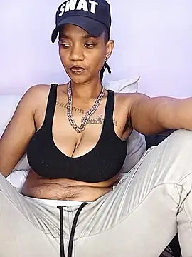 JANIELEE8XXXXX stripchat live cam model
