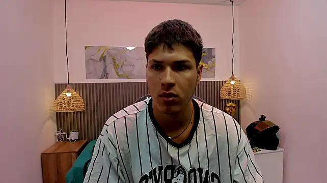AlessandroFranco stripchat live cam model