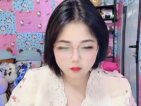 Nhanlu009 stripchat live cam model