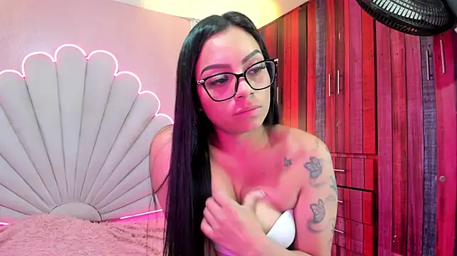 Katemos_st stripchat live cam model