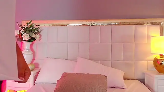 GabiLux stripchat live cam model