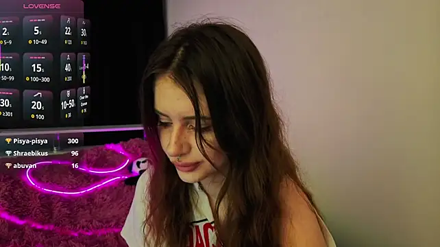 evvaavve stripchat live cam model