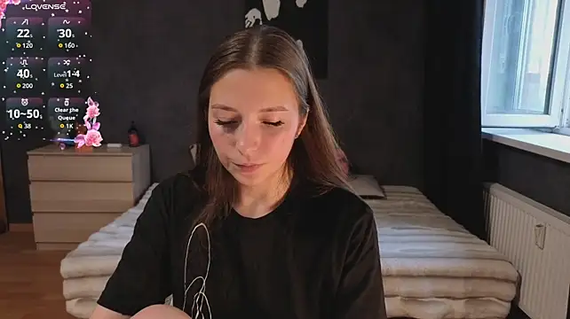 nivorelle stripchat live cam model