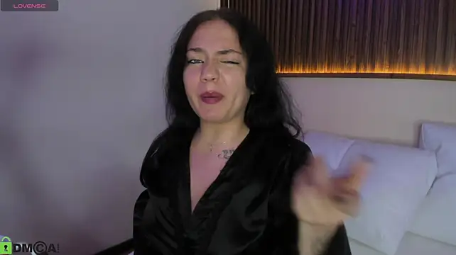 rebecaa_grey stripchat live cam model