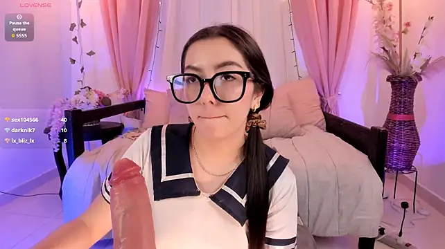 EllieDream_ stripchat live cam model