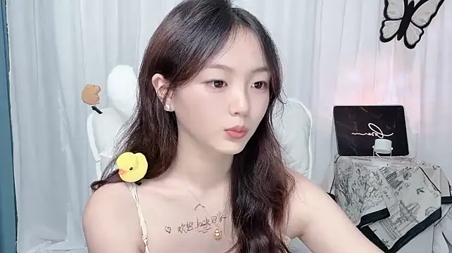 wenwen8888 stripchat live cam model
