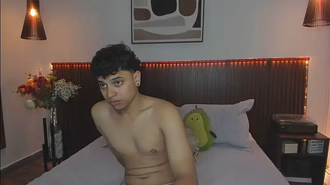 Sofia_Blaze1 stripchat live cam model
