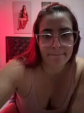 ChloeeLaurent stripchat live cam model