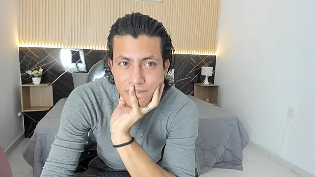 Damian_romanoff_ stripchat live cam model