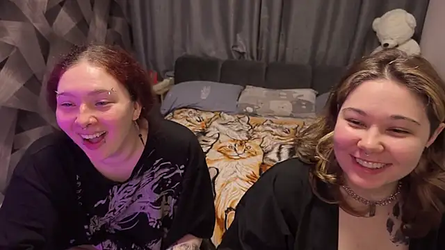 LunarCouple_ stripchat live cam model