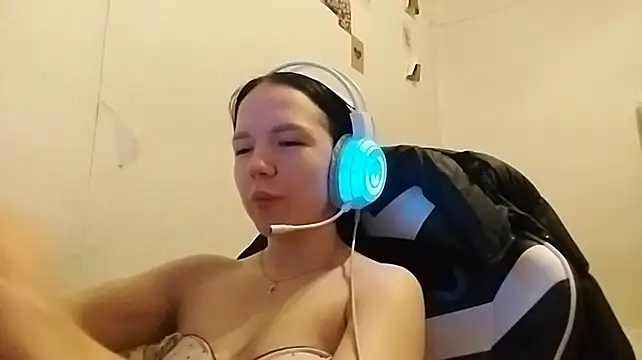 TommyeRodeen stripchat live cam model