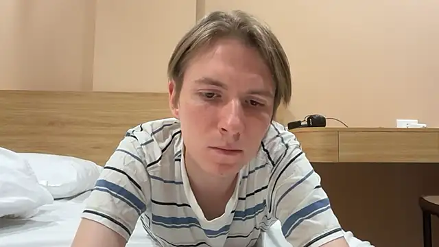 cinnamonmood stripchat live cam model