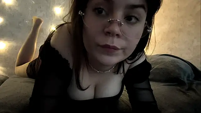 AmieeWormack stripchat live cam model