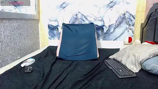RoccoBlack_ stripchat live cam model