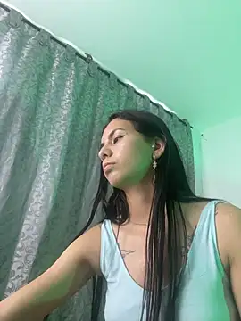 SOL-9 stripchat live cam model