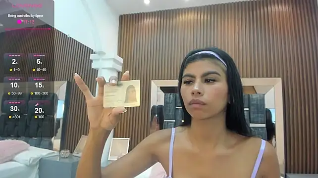 Camiila_Duarte_ stripchat live cam model