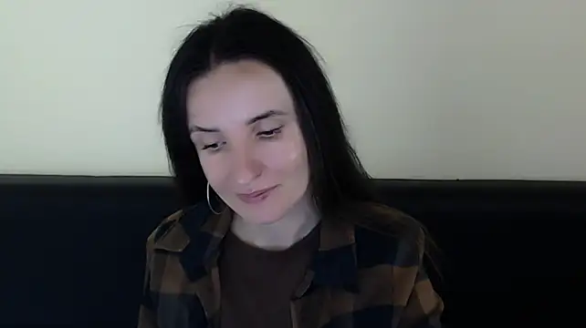 LaimaV_ stripchat live cam model