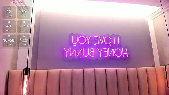 Naomymonroe_ stripchat live cam model