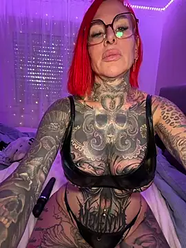 CatCoxx stripchat live cam model