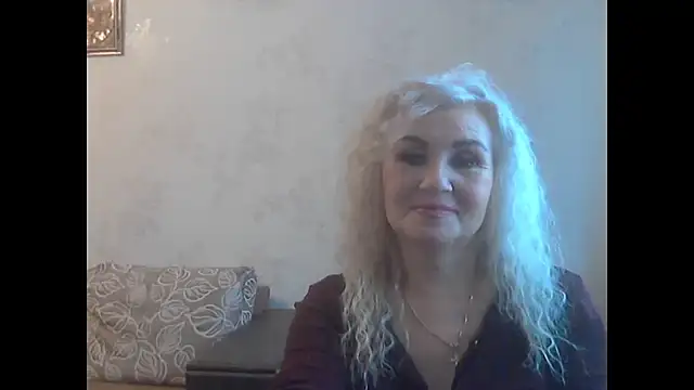 LadySexyBlond stripchat live cam model