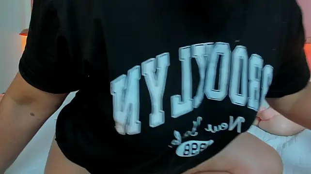 EmmaBoyd stripchat live cam model