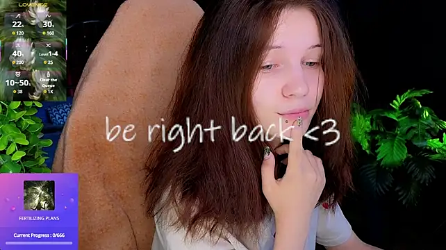 Moonberry_Yi stripchat live cam model