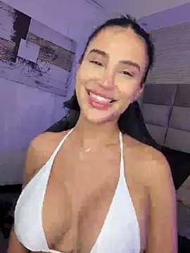 Bianca_Rouge_ stripchat live cam model