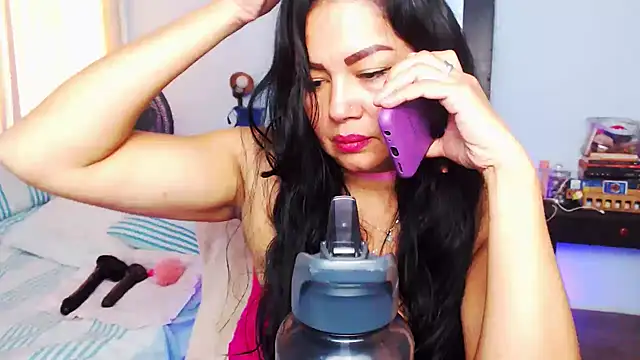 RUBII-ADAMS stripchat live cam model