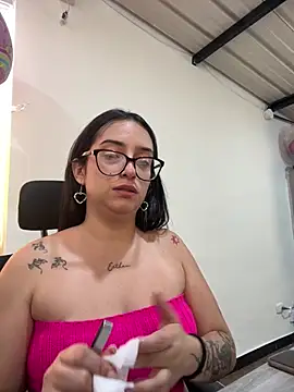 Kloenovoa- stripchat live cam model