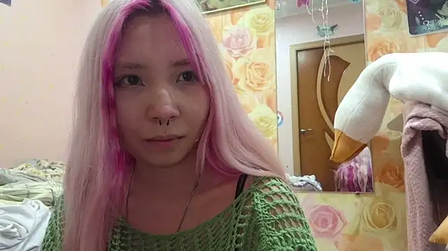MelanieReyner stripchat live cam model