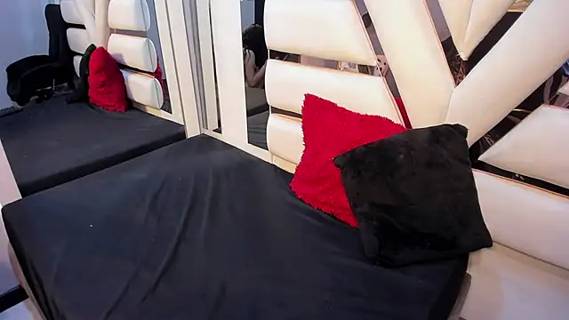 Ali_Martin stripchat live cam model