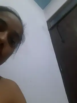 ms_versha stripchat live cam model