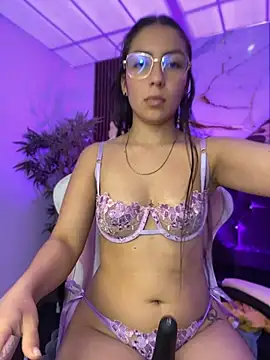 Julieth_ec stripchat live cam model