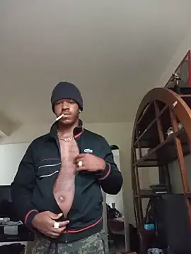 ti_thug stripchat live cam model